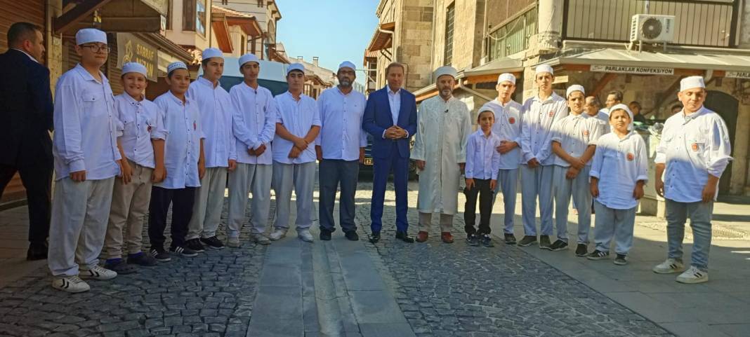 Konya'da eller duaya açıldı 2